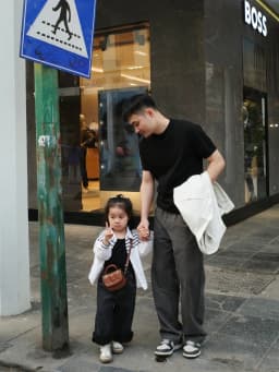 Thumbnail Áo Len Nam Cộc Mongtoghi Trơn DENMST 5651,  Form Suông Nhẹ 3