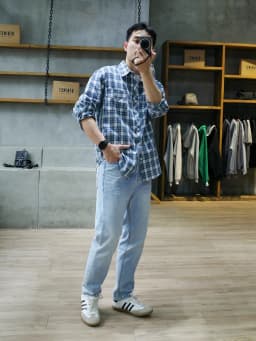 Thumbnail Áo Sơ Mi Nam Cotton Đũi Dài Tay Kẻ Chần Chỉ DNST 8837, Form Loose Fit Thoải Mái 2