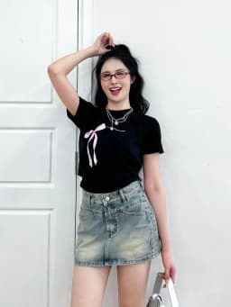 Thumbnail Áo thun baby tee Shares are appreciated in nơ lớn TiQi Jeans A107 3