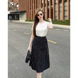 Thumbnail Áo thun nữ trơn nhiều màu tay ngắn, dáng ôm vải mềm co dãn nhẹ Twentyfive TL14 3