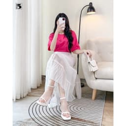 Thumbnail Áo thun nữ Twentyfive dáng rộng ngắn tay, cổ tròn họa tiết in chữ La vie est belle TL13 3