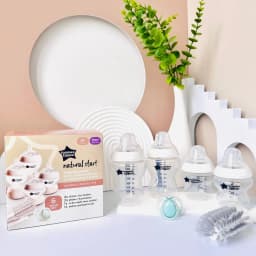 Thumbnail Bộ Bình Sữa Sơ Sinh Ty Siêu Mềm Tự Nhiên Tommee Tippee Natural Start 2