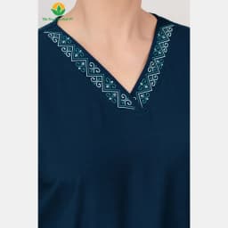 Thumbnail Bộ lanh trung niên mặc mùa hè Việt Thắng quần lửng, áo cộc tay cổ V thêu họa tiết - B26.5093 3