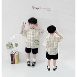 Thumbnail Bộ sơ mi kẻ cổ tàu in hình cá sấu cho bé trai Beemo Chất liệu vải kẻ thoáng mát thấm hút mồ hôi tốt, phối quần kaki B602 1