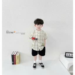Thumbnail Bộ sơ mi kẻ cổ tàu in hình cá sấu cho bé trai Beemo Chất liệu vải kẻ thoáng mát thấm hút mồ hôi tốt, phối quần kaki B602 3
