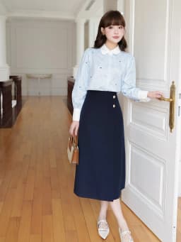 Thumbnail Chân váy nữ dáng A lệch tà cách điệu nhiều màu đính cúc đồng trang trí YAME YCV603 4