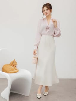 Thumbnail Chân váy nữ dáng đuôi cá dài eo cao màu đen và kem thanh lịch, sang trọng YAME YCV597 2