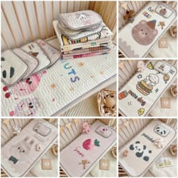 Thumbnail Chiếu Điều Hoà Cao Su Non Cho Bé KidsWorld Hoạ Tiết Dễ Thương Kích Thước 60x120cm Kèm Gối 24x35cm 1