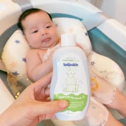 Thumbnail Combo 2 Nước tắm gội thảo dược cho bé kutieskin 200ml - STK01-2 2