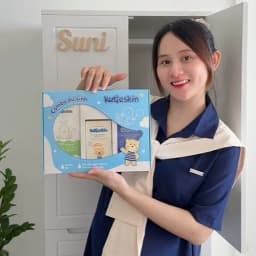 Thumbnail Combo Dự sinh - Đón bé chào đời (Nước tắm gội + Kem dịu da + Kem dưỡng ẩm) - KDS01 1