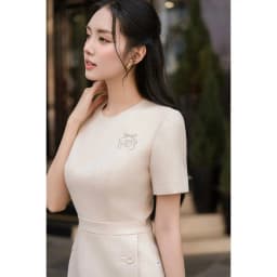 Thumbnail Đầm cổ tròn thêu ngực, chân tà bung 1S31.2504K, váy ngắn dáng a thanh lịch công sở trẻ trung hiện đại thiết kế bởi JM 2