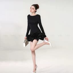 Thumbnail Đầm ôm body dài tay MINA thiết kế hở lưng chất Cotton Nhật phối Taffta màu đen - MN299 3