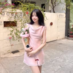 Thumbnail Đầm thiết kế cổ đổ đính nơ phối dây viền ren màu hồng SAM phong cách nữ tính nhẹ nhàng - Simple Twist Studio 3
