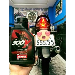 Thumbnail Dầu Nhớt Xe Moto Motul 300V 5w40 Tem 1 Lớp 1L 2