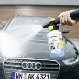 Thumbnail Đầu phun tạo bọt Karcher FJ 10 với chất tẩy rửa xe hơi 4
