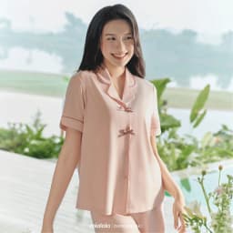 Thumbnail Đồ mặc nhà Mialala chất cotton mềm mại thoáng mát pijama ngắn basic với nơ nhỏ ở nẹp cúc DMN02085461 1