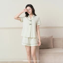Thumbnail Đồ mặc nhà Mialala chất cotton mềm mại thoáng mát pijama ngắn basic với nơ nhỏ ở nẹp cúc DMN02085461 3