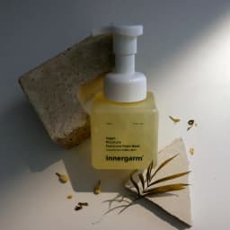 Thumbnail Dung dịch vệ sinh phụ nữ Innergam Vegan Moisture Feminine Foam Wash & 5 ống Innergarm Multicare Essence Gel (Cam) 2