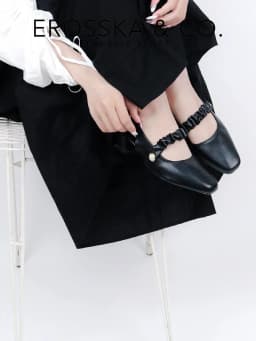 Thumbnail Erosska - Giày cao gót quai ngang nhún ngọc cài hậu cao 3cm _ EL024 3