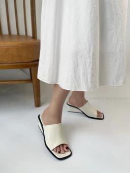 Thumbnail Giày guốc sục nữ MYSS bản ngang gót giọt nước 6cm cao cấp - SU194 1