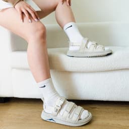 Thumbnail Giày Sandal Nam Nữ Genki Màu Kem Quai Chéo Thời Trang Cao Cấp Chính Hãng YK279 3