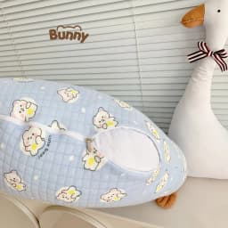 Thumbnail Gối chống trào ngược KidsWorld Bunny trần bông chống nôn trớ an toàn cho bé sơ sinh mềm mại không bí nóng lưng 2