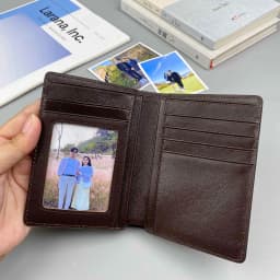 Thumbnail In Ảnh Kỉ Niệm Theo Yêu Cầu Để Trong Ngăn PE Trang Trí Bóp Ví Da 2