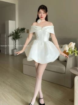 Thumbnail Larose Dress Wonderhouse Đầm trễ vai dáng bí chất vải dày dặn phối vải tơ kim tuyết lấp lánh dự tiệc sang trọng 1