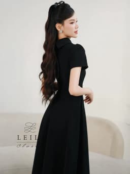Thumbnail LEILA CLOSET | Đầm thiết kế Sanee đen cổ Đức khoét ngực, tùng xoè dài có túi, dây belt tôn dáng 2