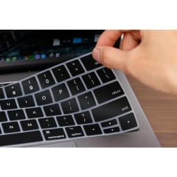 Thumbnail Lót Phím Đen Silicon Bảo Vệ Bàn Phím Macbook Chống Bụi Bẩn, Chống Nước, Mềm Mại Lucas 3