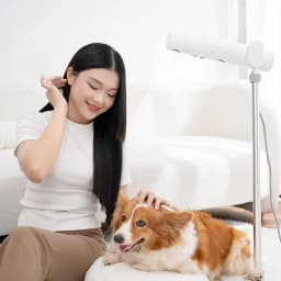 Thumbnail Máy Sấy Tóc Đứng Vietnamrobovac A0D - Sấy Tóc Tự Động- Dưỡng Tóc Mềm Mượt Bằng ion Âm - Điều Chỉnh Góc 180 Độ 3