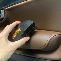Thumbnail Meguiar's Bàn chải vệ sinh nội thất xe hơi - MGBR018 2