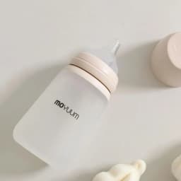 Thumbnail Moyuum Bình sữa silicone cao cấp cho bé 2