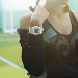 Thumbnail Đồng Hồ Casio Nữ Dây Nhựa BABYG BLX-560-7DR Chính Hãng 1