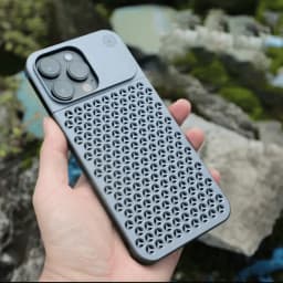 Thumbnail Ốp Lưng iphone Nhôm Tản Nhiệt NJOYNY Không Viền Chống Trầy Xước Cho iphone 14 Pro Max/ 15 Pro Max 3