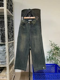Thumbnail Quần Jean Ống Suông Nữ Dáng Ngắn Vải Mềm ENVY J150 3