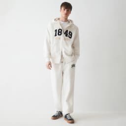 Thumbnail Quần Jogger Signature Patch Pants Unisex Style | WHTME1221U 4