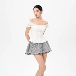 Thumbnail RECHIC Áo kiểu Lilita xếp ly eo phối ren bèo điệu đà nữ tính 2