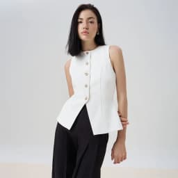Thumbnail RECHIC Áo kiểu Sally sát nách trơn chiết eo xẻ tà áo cổ tròn thanh lịch 1