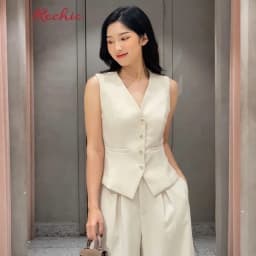 Thumbnail RECHIC Áo vest nữ Cindy trơn form ôm nút gài cổ V cá tính sang trọng thanh lịch 4