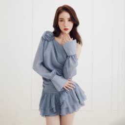 Thumbnail RECHIC Đầm ngắn trễ vai Sivia đính nơ vai tay dài bồng bềnh sang trọng tiểu thư 1