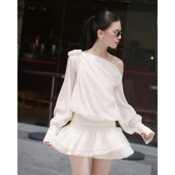 Thumbnail RECHIC Đầm ngắn trễ vai Sivia đính nơ vai tay dài bồng bềnh sang trọng tiểu thư 4