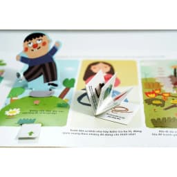 Thumbnail Sách - Bách khoa kỹ năng sống đa tương tác - 60 bài học an toàn giúp con tự bảo vệ bản thân 1