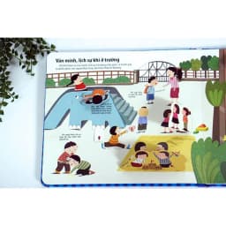 Thumbnail Sách - Bách khoa kỹ năng sống đa tương tác - 60 bài học an toàn giúp con tự bảo vệ bản thân 3