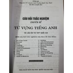 Thumbnail Sách - Câu hỏi trắc nghiệm chuyên đề từ vựng Tiếng Anh 3