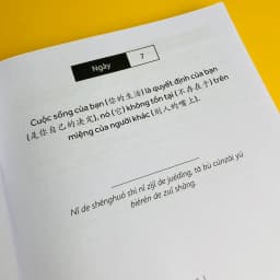 Thumbnail Sách chỉ cần là phiên bản tốt nhất của chính mình - song ngữ Trung Việt có phiên âm, từ vựng, ngữ pháp 1