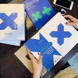 Thumbnail Sách - Experience - Xây dựng trải nghiệm trong thời đại khách hàng khó tính (Phiên bản không hộp giấy) 1