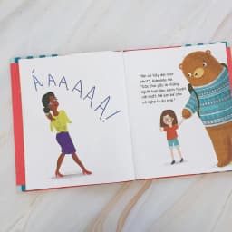 Thumbnail Sách - Gấu là bạn đọc tuyệt vời nhất - Crabit Kidbooks - cho bé từ 4 tuổi 1