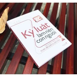 Thumbnail Sách - Kỷ luật làm nên con người - con đường thành công từ học viện quân sự West Poit - ML 1