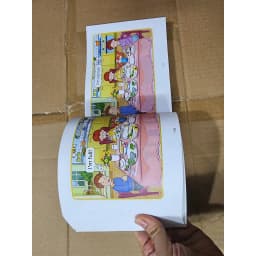 Thumbnail Sách - Mrs kell's class 1-36 ( in màu laze giấy thường gộp từ bài 1 - 36 + mp3) 4